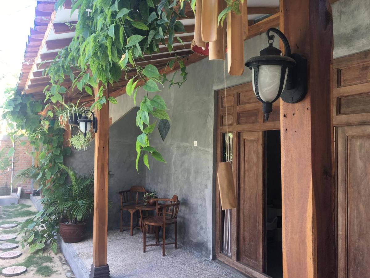 Watukarung Ristu Homestay Kalak Exterior photo