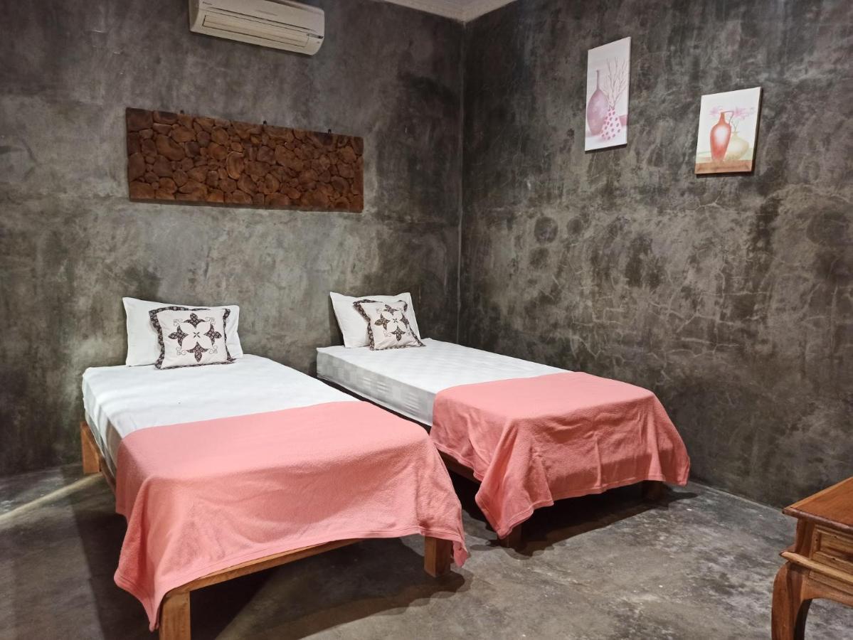 Watukarung Ristu Homestay Kalak Exterior photo