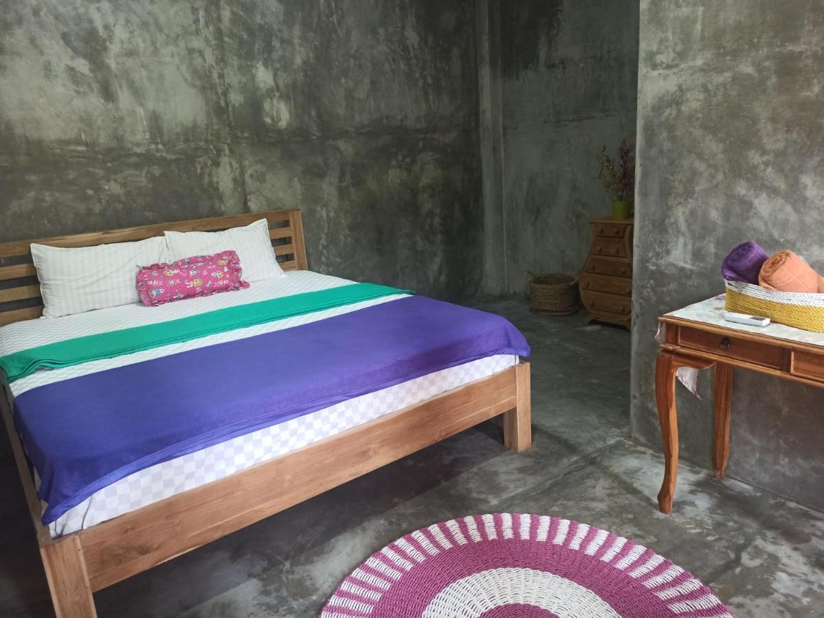 Watukarung Ristu Homestay Kalak Exterior photo