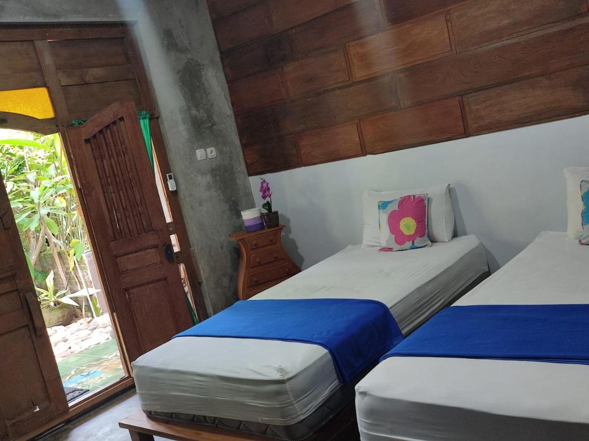 Watukarung Ristu Homestay Kalak Exterior photo